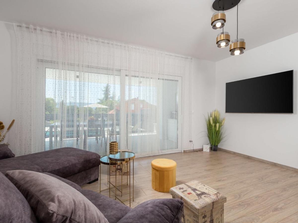 Holiday Home Villa Palma - Krk148 By Interhome Pinezici  Ngoại thất bức ảnh