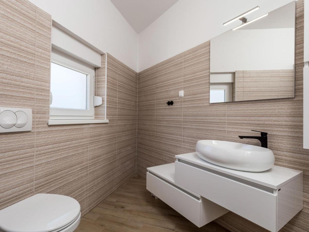 Holiday Home Villa Palma - Krk148 By Interhome Pinezici  Ngoại thất bức ảnh